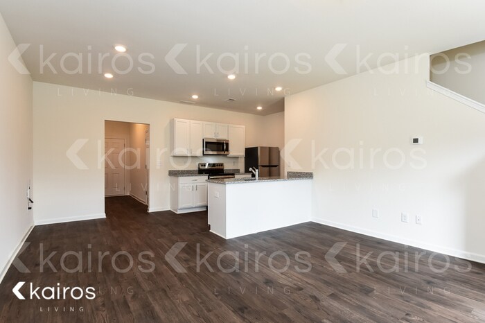 Building Photo - 121 Dudley Wy