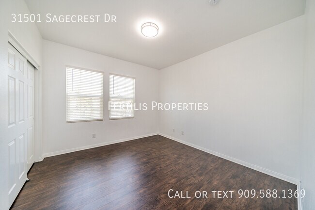 Building Photo - 31501 Sagecrest Dr