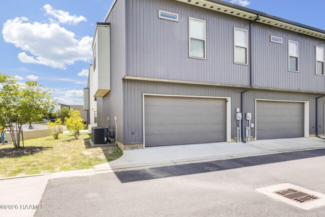 Building Photo - 124 Canvasback Dr