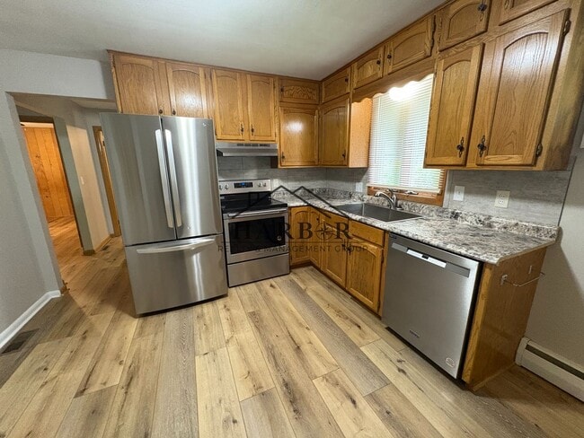 Primary Photo - 505 18th St NW