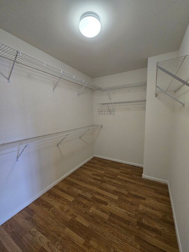 Building Photo - 816 Bow Creek Ln