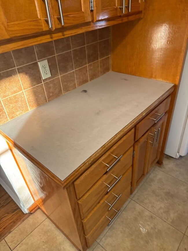 Building Photo - 11508 E 51 St S