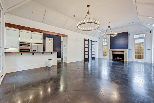 Building Photo - 3128 Alabama Ct