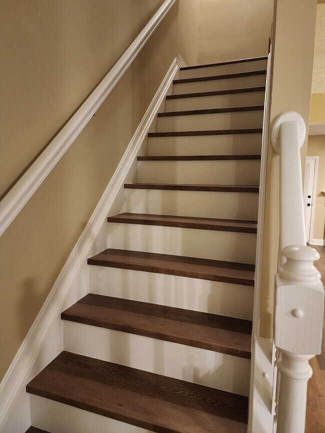 Building Photo - 9308 Gordon Ct