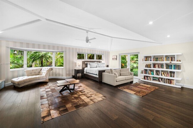Building Photo - 9000 Arvida Dr
