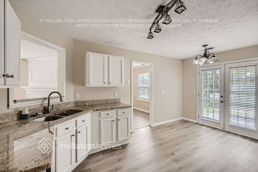 Building Photo - 1210 Summerstone Trace