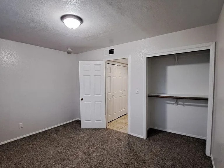 Building Photo - 4109 W Cornell Ave