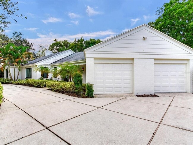 Building Photo - 3401 S Almeria Ave