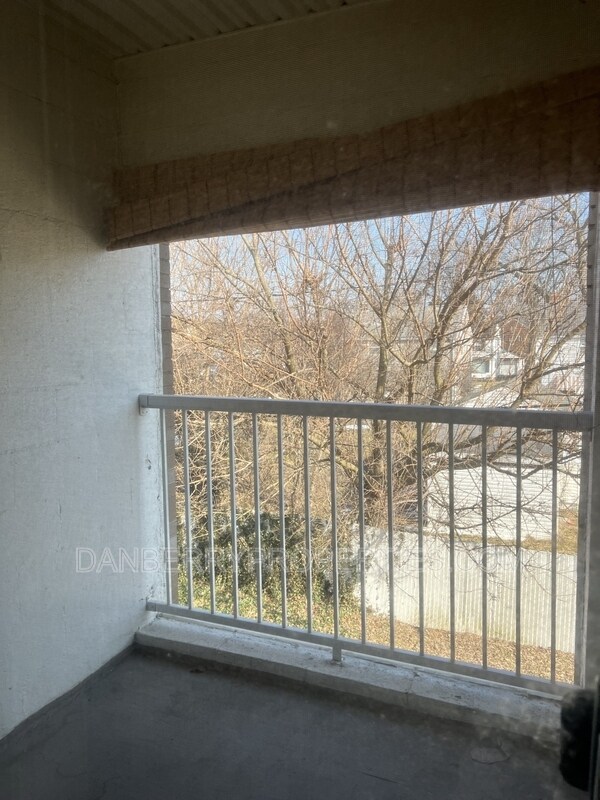 Building Photo - 3940 Jackman Rd