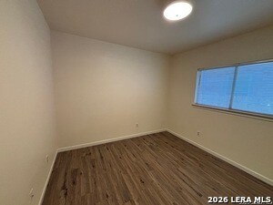 Building Photo - 8214 Chestnut Manor Dr