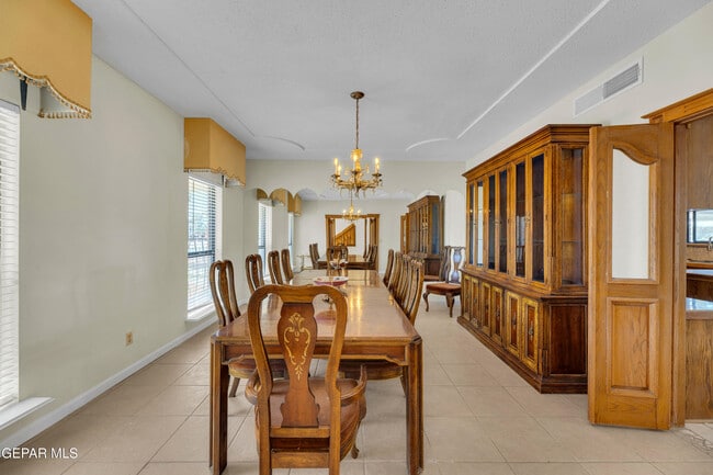 Building Photo - 2153 Trawood Dr