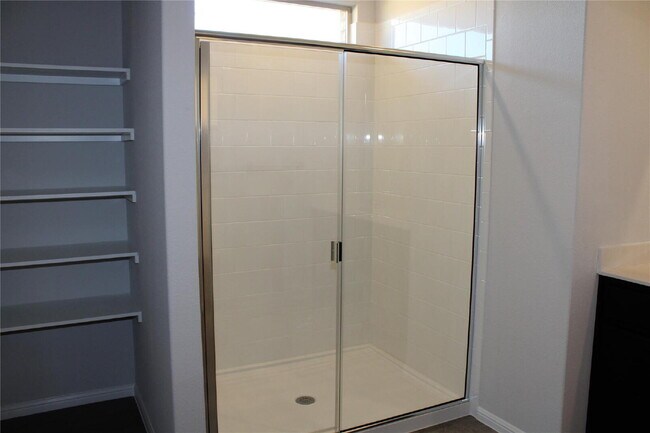 Building Photo - 769 Beebrush Dr