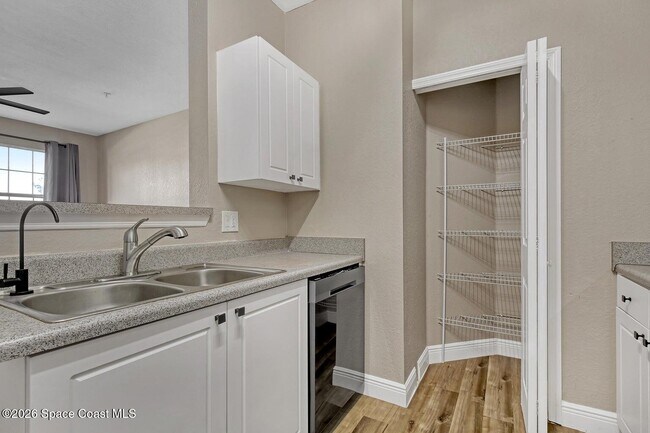 Building Photo - 1747 Sophias Dr