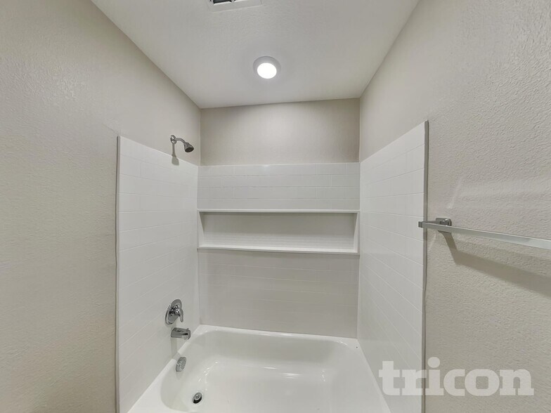 Building Photo - 2603 Khaju Grv