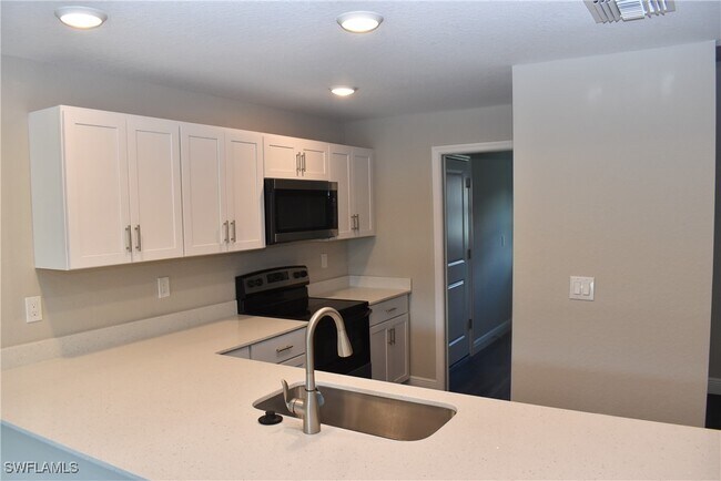 Primary Photo - 5572 Carso Terrace