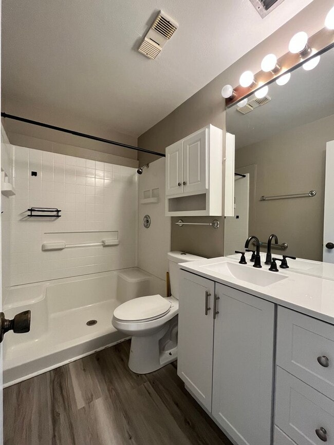 Building Photo - Indian Harbour Beach Townhome