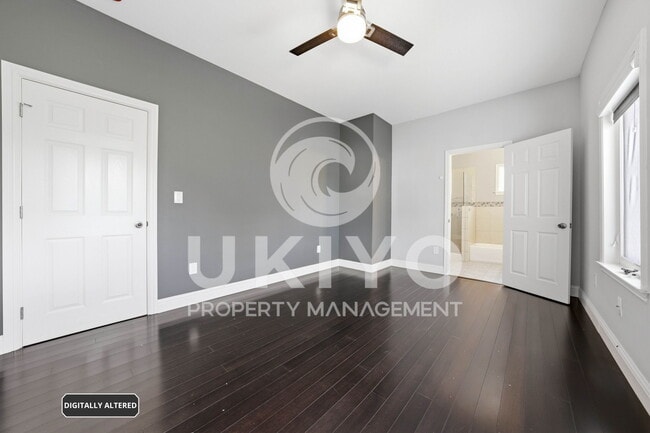 Building Photo - 1123 30th St