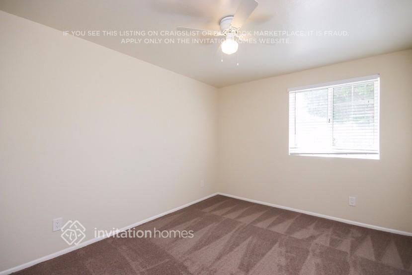 Building Photo - 1126 E Hearne Way