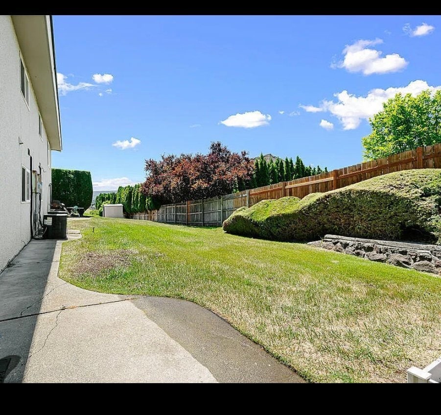 Building Photo - 206 N 72nd Ave