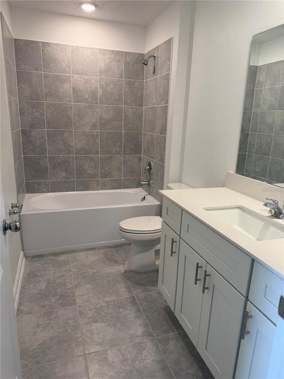 Building Photo - 1326 Deepwater Cir