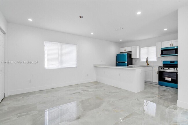 Building Photo - 2924 NW 58th St