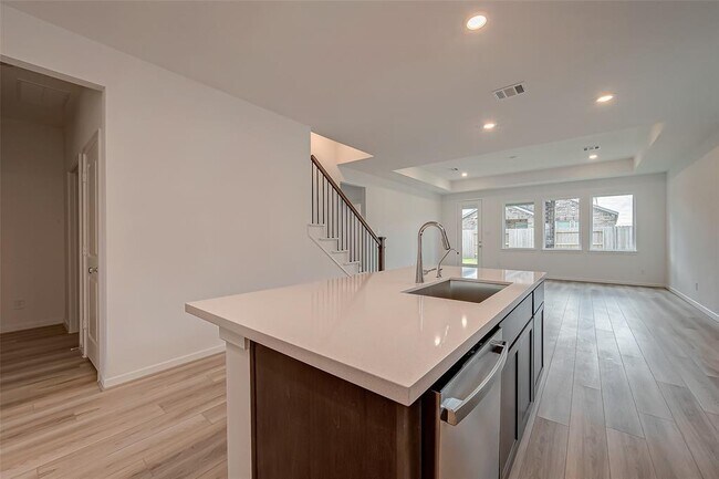 Building Photo - 21807 White Stone Creek Dr