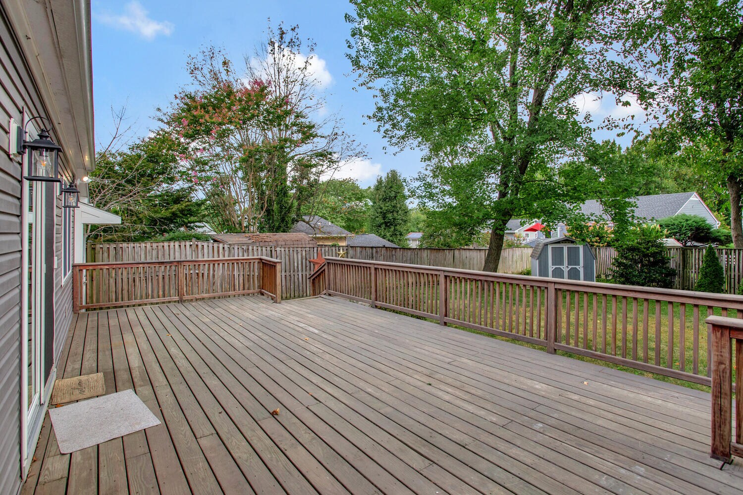 Building Photo - 1408 Damsel Ln