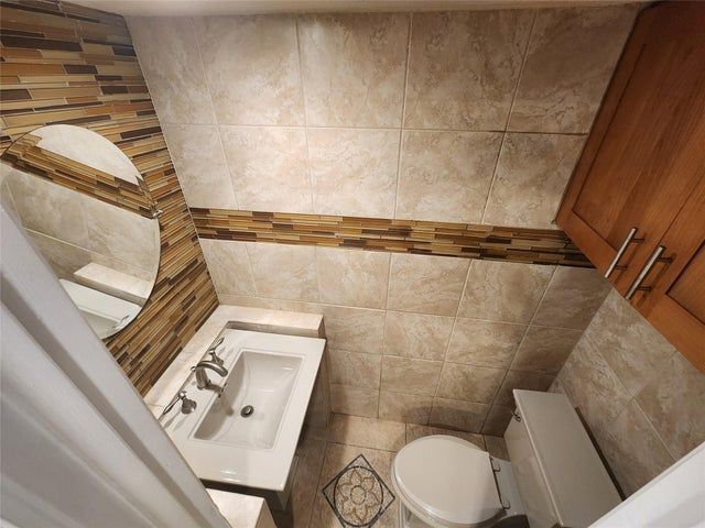 Building Photo - 1987 NE 15th Ave