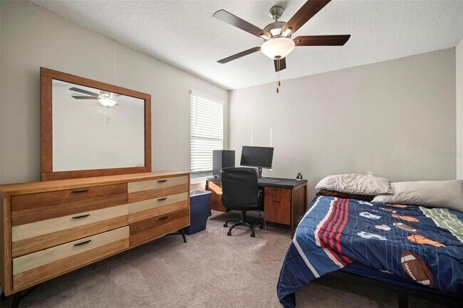 Building Photo - 5430 Blue Azure Dr