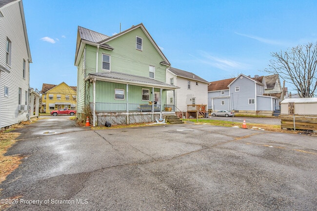 Building Photo - 266 Rutter Ave