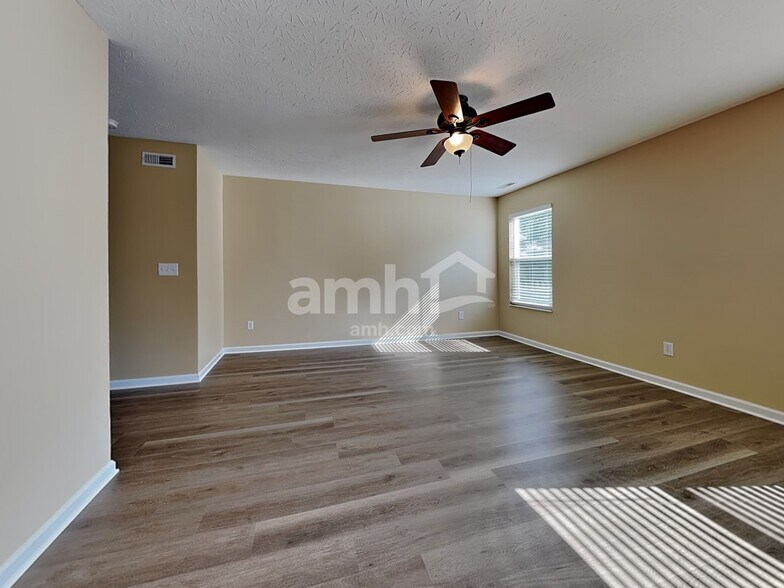 Building Photo - 5974 Marsh Cir