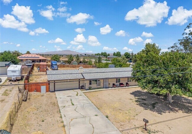 Building Photo - 15866 Sitting Bull St