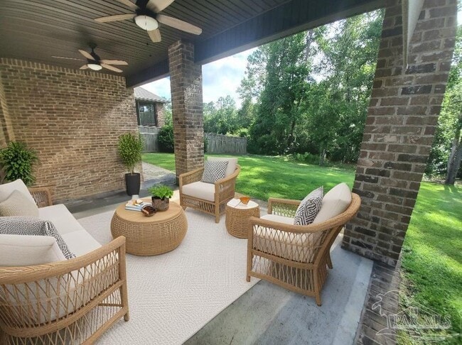 Building Photo - 2549 Redford Dr