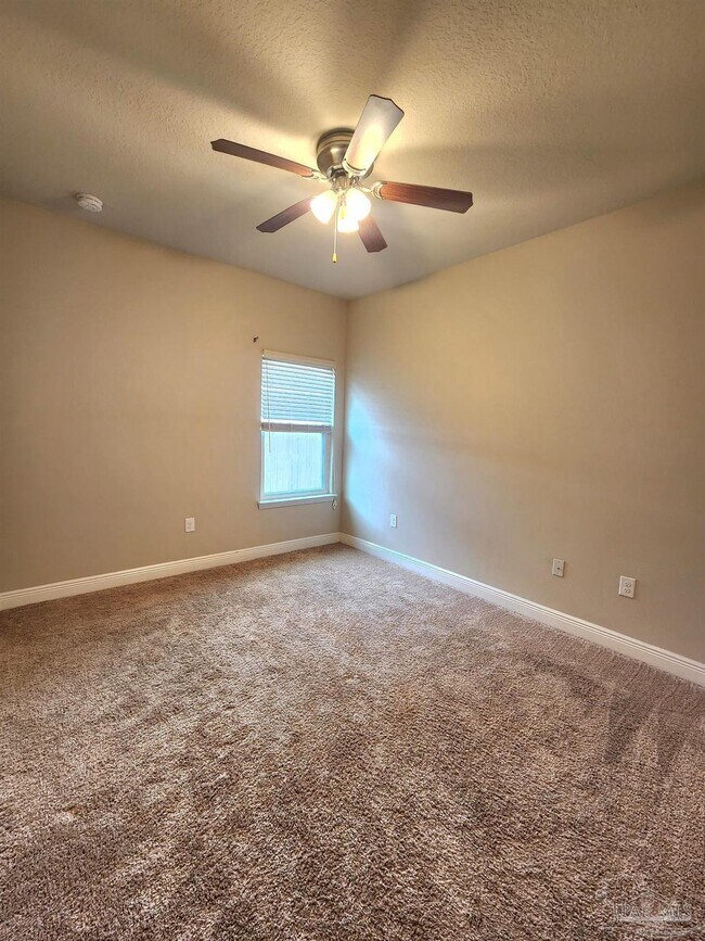 Building Photo - 8609 Bucklebury Dr