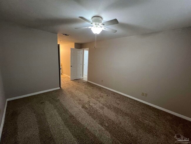 Building Photo - 9485 Sunnehanna Blvd