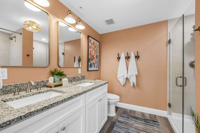 Building Photo - 605 Kemp St