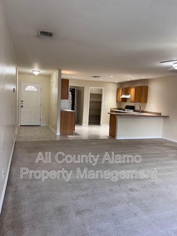 Building Photo - 8133 Morning Grove