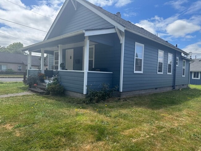 Primary Photo - Charming 3 Bed, 1 Bath Home in Quiet Neigh...