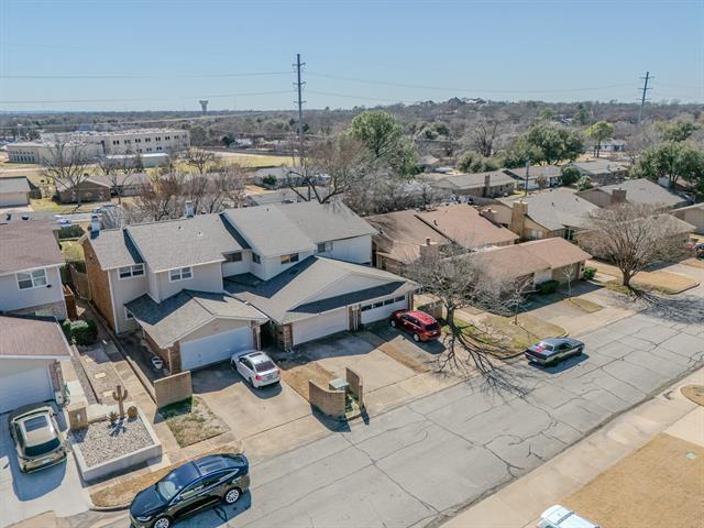 Building Photo - 922 Shady Creek Ln