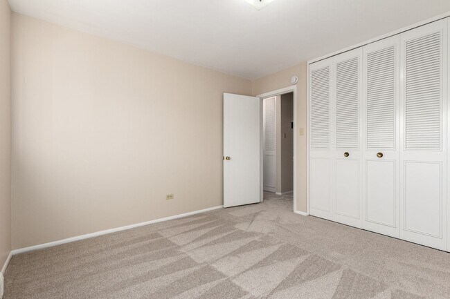 Building Photo - 830 20th St