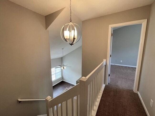 Building Photo - NW Townhome off of New Garden, Updated, Wo...