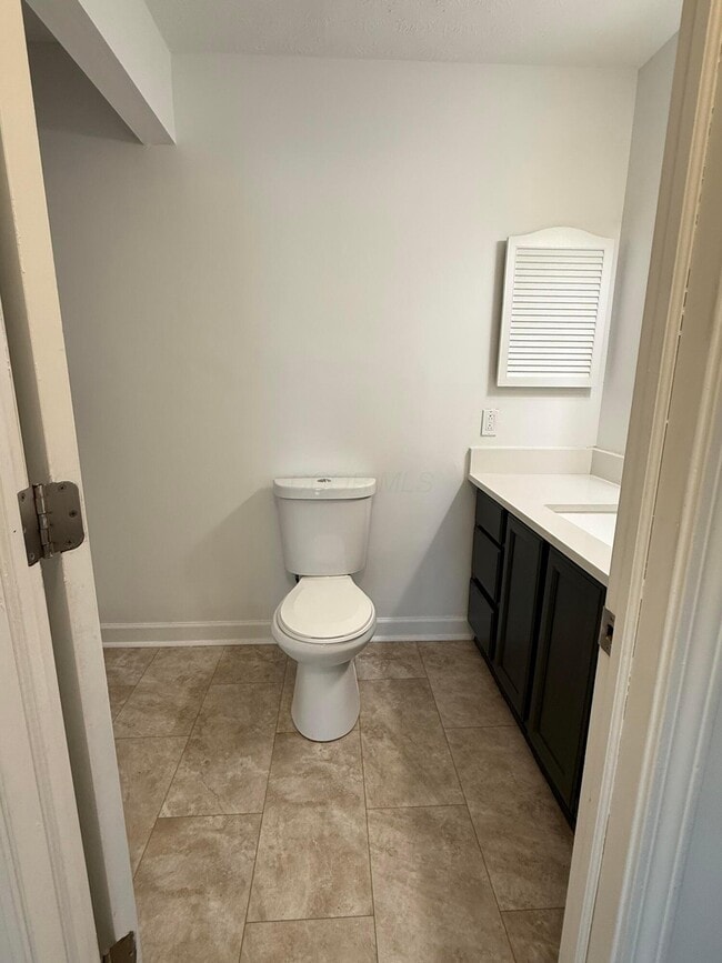 Building Photo - 1440 Slade Ave