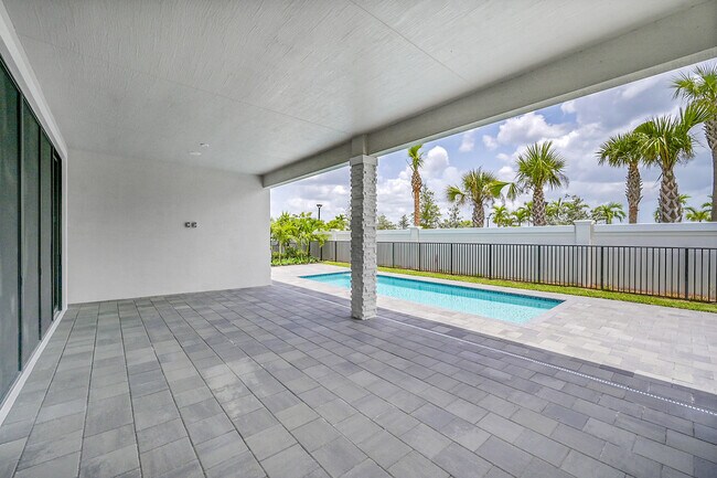 Building Photo - 9520 St Germain Dr