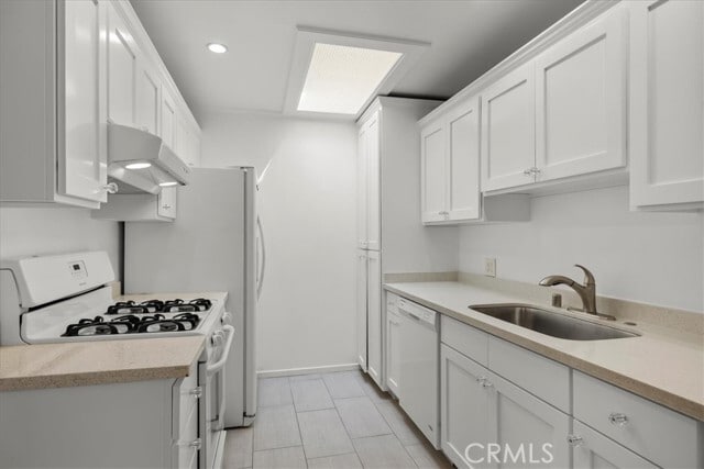 Building Photo - 2228 Warfield Ave