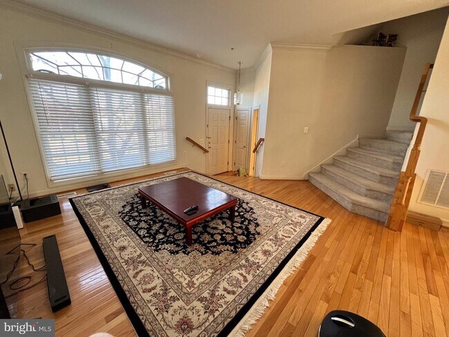 Building Photo - 8179 Skelton Cir