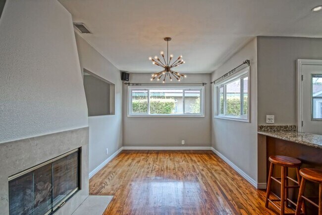 Building Photo - Beautifully Remodeled, Bright & Airy Home w/ Detached Bonus Room w/ Bath & 1-Car Garage, Front Ya...