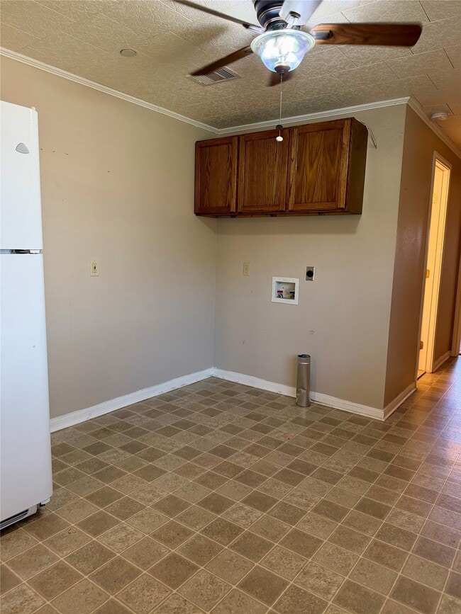 Building Photo - 300 Avenue C