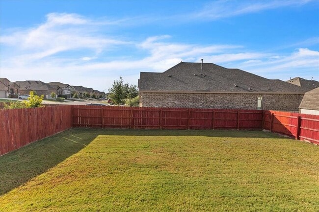 Building Photo - 6013 Amalea Ln