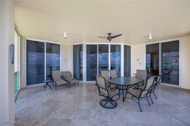 Building Photo - 940 Cape Marco Dr