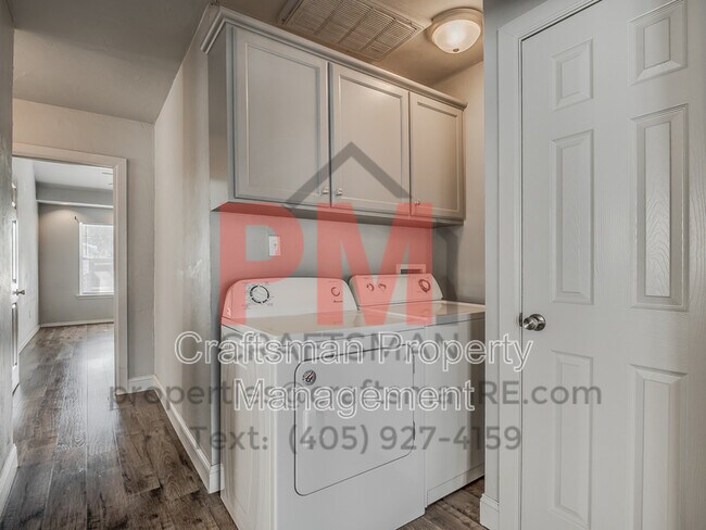 Building Photo - 1514 NW 18th St